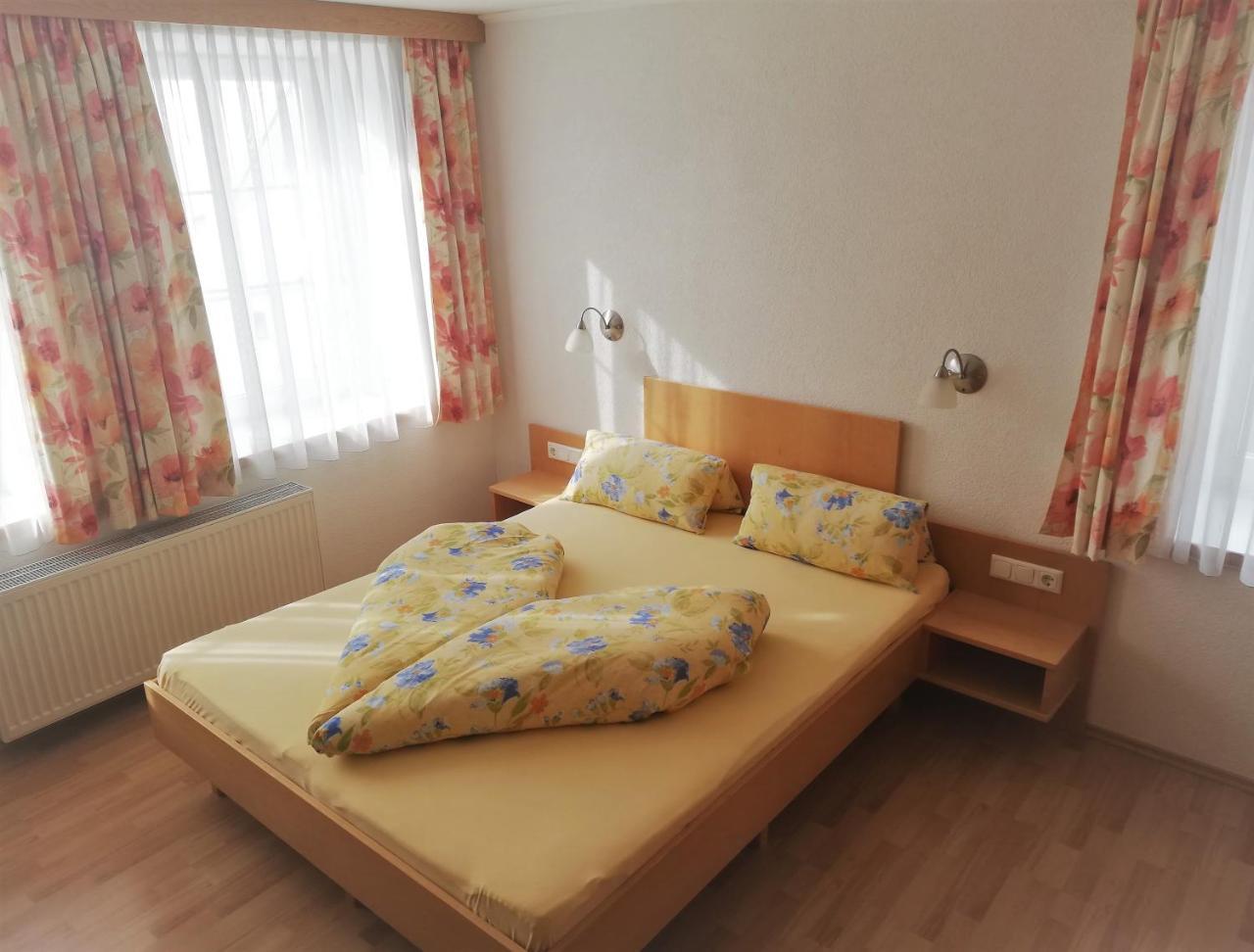 Dreibettzimmer